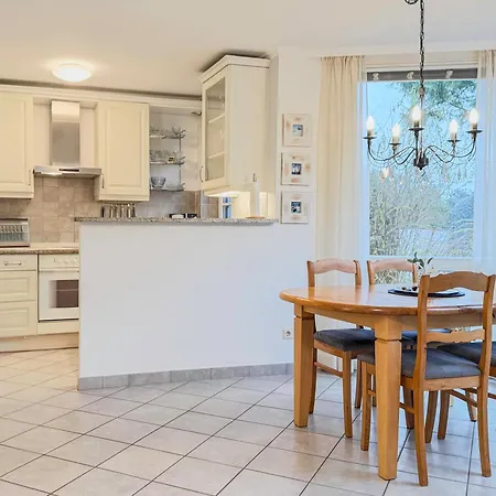 Bernstein Apartment Born