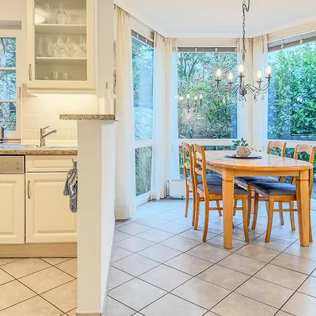 Bernstein Apartman *